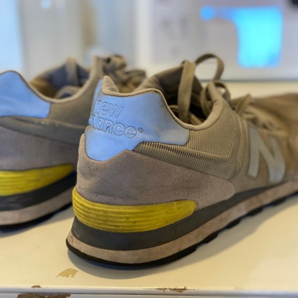 New Balance 574; Mens Size 11 - Picture 5 of 6